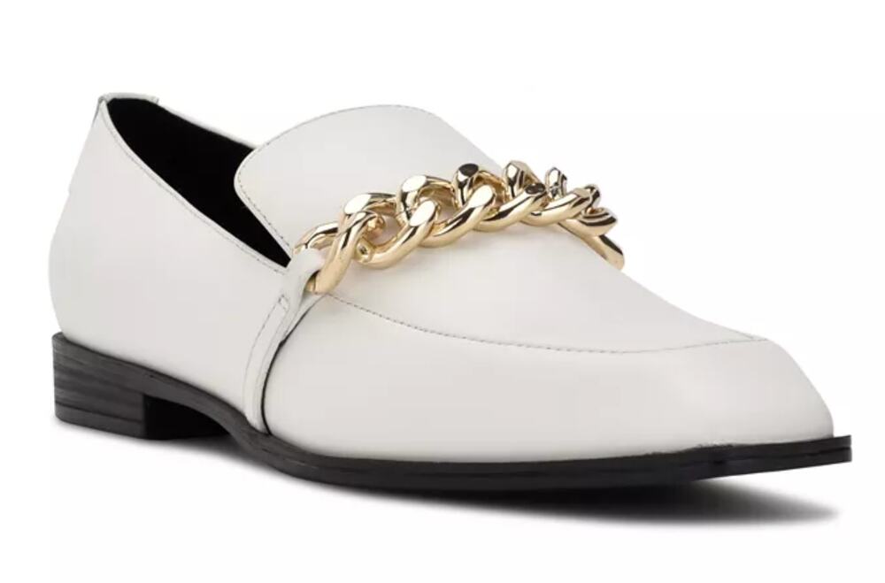 Nine West Onxe Chain Loafers 5.5 White NWOT Flats Academia Office Career Preppy